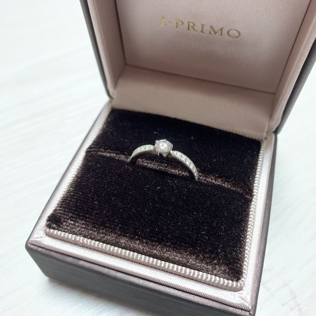 【アイプリモ(I-PRIMO)の口コミ】 結婚指輪は、購入しない予定なので1つのリングで派手で目立つ物を選びまし…