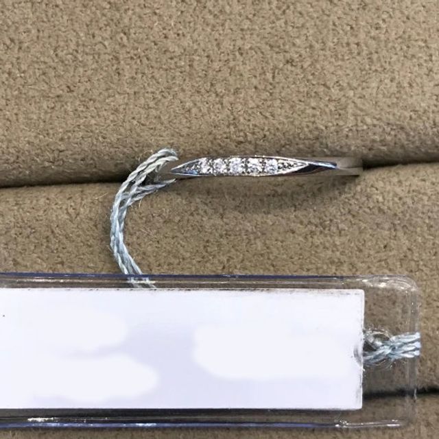 【BRIDGE(ブリッジ)の口コミ】 幅が細身であり扱いやすいリングです。船出という意味があるようでひねり…