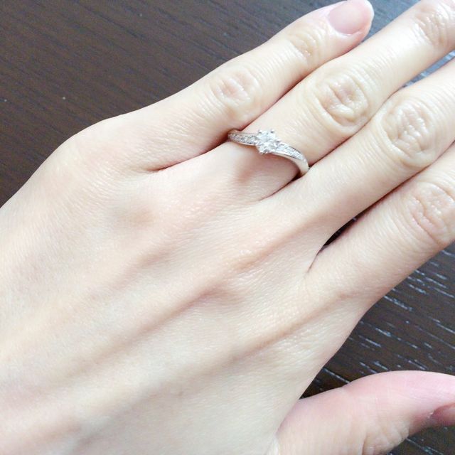 【エクセルコダイヤモンド(EXELCO DIAMOND)の口コミ】 できれば、タンスの肥やしにならず、気軽に付けたかったので、オフィシャ…