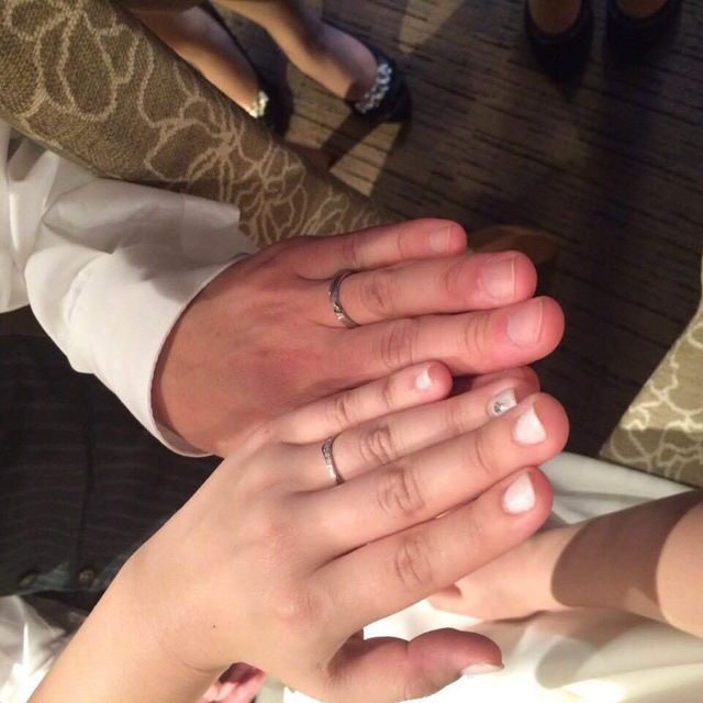 【俄(にわか)の口コミ】 自分以上に旦那さんがデザインを凄く気に入った事が大きかったです。
試着…