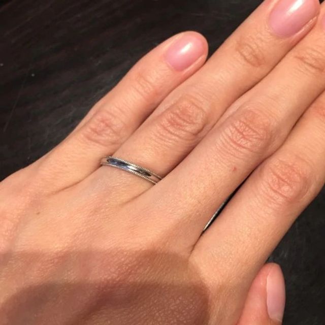 【ケイウノ ブライダル(K.UNO BRIDAL)の口コミ】 最初はＶ字などのリングに興味を持っていましたが、色々なリングを見てい…