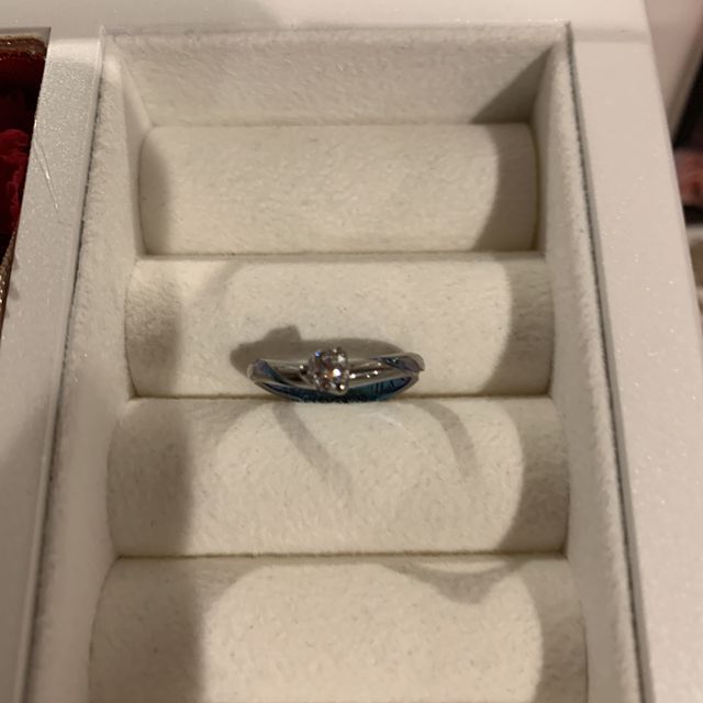 【SORA(ソラ)の口コミ】 デザインに色が入れられるのが素敵だなと思い選びました。色の種類も豊富…