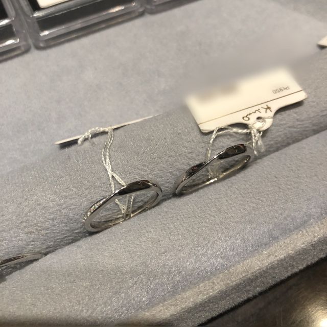【ケイウノ ブライダル(K.UNO BRIDAL)の口コミ】 指輪のデザイン画を書いていただけて、オーダーなども可能な点が魅力的で…