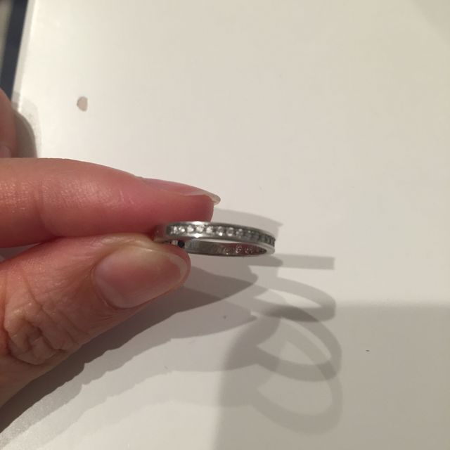 【L'or(ロル)の口コミ】 デザインはハーフエタニティと決めて、色んなお店を下見していましたが、…