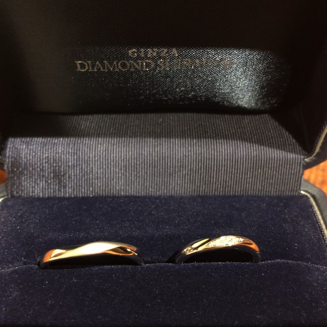 【銀座ダイヤモンドシライシの口コミ】 シンプルで日常生活にも使えるデザインを希望しており、その中でも少し華…