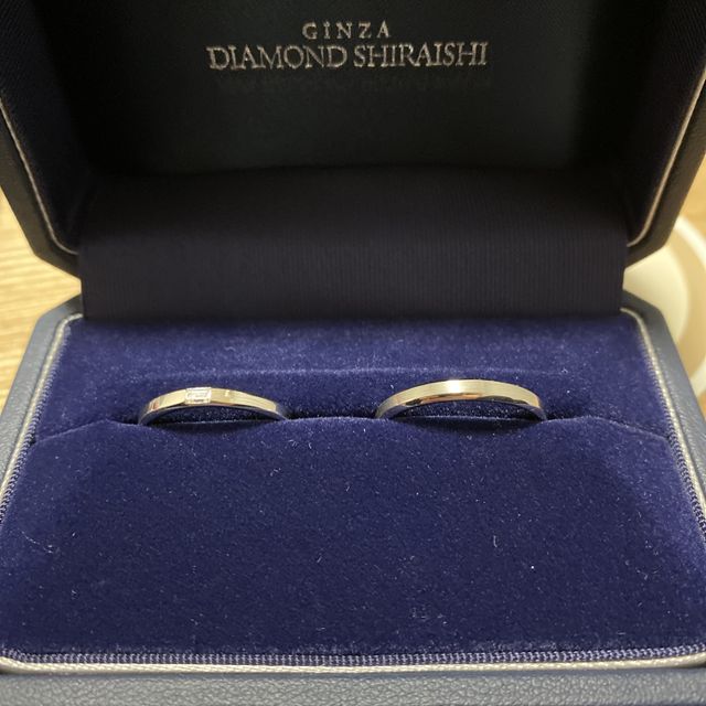 【銀座ダイヤモンドシライシの口コミ】 細めかつシンプルな指輪を探しており、
その他のブランドのものも検討して…