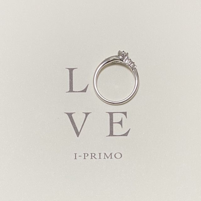 【アイプリモ(I-PRIMO)の口コミ】 デザイン
シンプルなものよりも動きのあるものが好みだったので、選びまし…