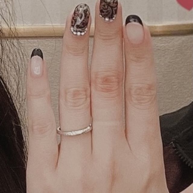 【アイプリモ(I-PRIMO)の口コミ】 付けっぱなしの予定なので、細くて指に馴染むデザインが気に入りました。…