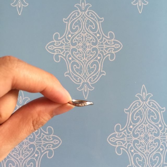 【A・D・A(エー・ディー・エー)の口コミ】 この形が自分の指にフィットし、指が細く見えるデザインでした。仕事中も…