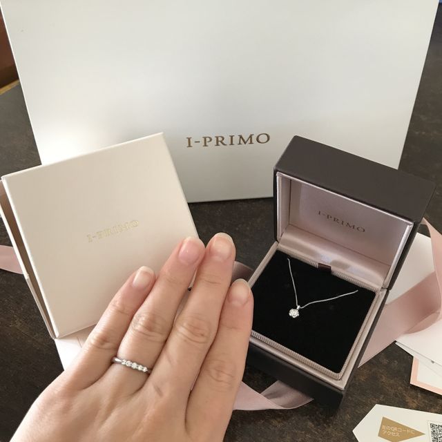 【アイプリモ(I-PRIMO)の口コミ】 270000円くらい、
プラチナ、
ノーナ、
デザインがとてもきれいです。
結…