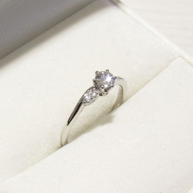 【輪-RIN-の口コミ】 ダイヤモンドを選ぶ際にたまたま入荷したIFというとても綺麗なダイヤモン…