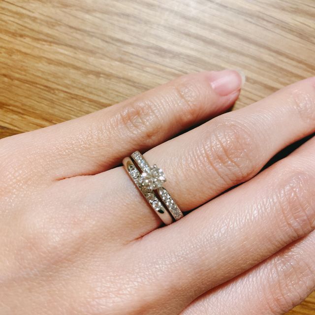 【ラザール ダイヤモンド(LAZARE DIAMOND)の口コミ】 ふらっと何気なく立ち寄ったらダイヤモンドの輝きがとても素晴らしくて、…