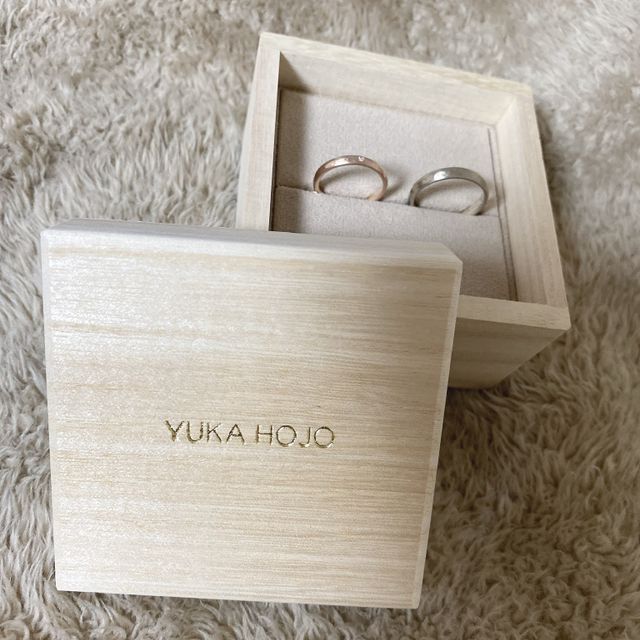 【YUKA HOJO(ユカホウジョウ)の口コミ】 デザインがシンプルで可愛くて好みの物でした。
インスタで見て可愛いと思…