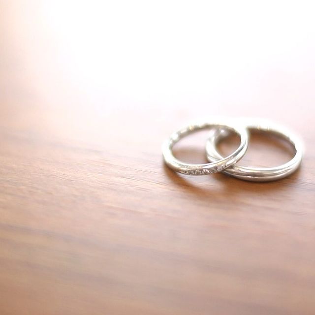 【銀座ダイヤモンドシライシの口コミ】 シンプルなデザインが希望でしたが、やはりダイヤモンドがいくつか入って…