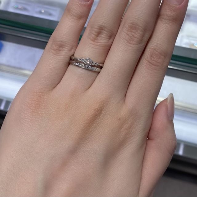 【ヴァンドーム青山(VENDOME AOYAMA)の口コミ】 一石タイプで探していた私がここで初めてメレダイヤが1番良いと思いました…