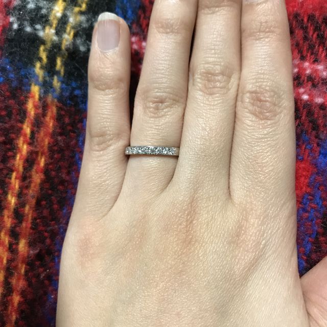 【銀座ダイヤモンドシライシの口コミ】 ハーフエタニティがよくて、ハーフエタニティの中でもダイヤの輝きがいい…