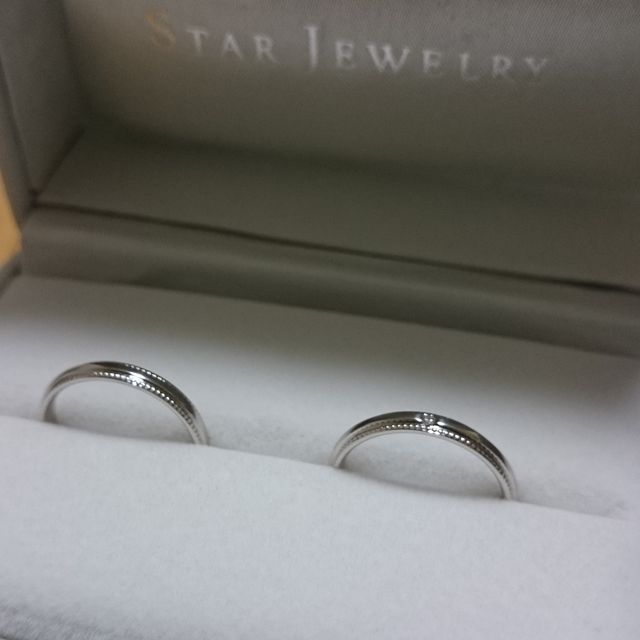 【STAR JEWELRY(スタージュエリー)の口コミ】 ミル打ちが、虫眼鏡で見るとハート型になっていて、シンプルながらもすご…