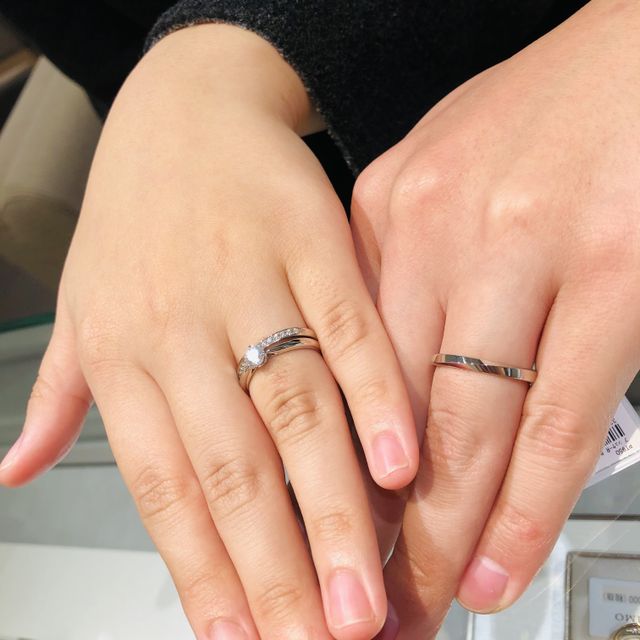 【アイプリモ(I-PRIMO)の口コミ】 仕事で派手すぎず、プライデートでは少しおしゃれなデザインを選びました…