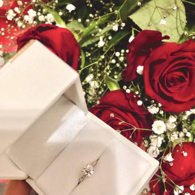 【宝寿堂(ほうじゅどう)の口コミ】 ハイブランドで購入するか迷っており、こちらでかなりカラット数やダイヤ…