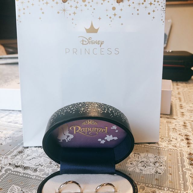 【Disney PRINCESS Rapunzel(ディズニープリンセスラプンツェル)の口コミ】 ネットで調べてラプンツェルの指輪が可愛いと思い実際にお店に行って見せ…