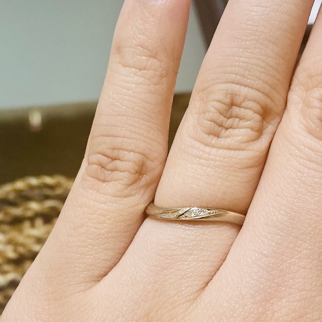 【杢目金屋(もくめがねや)の口コミ】 繊細な指輪のデザインで、他の人と被らないところが魅力だと思います。着…