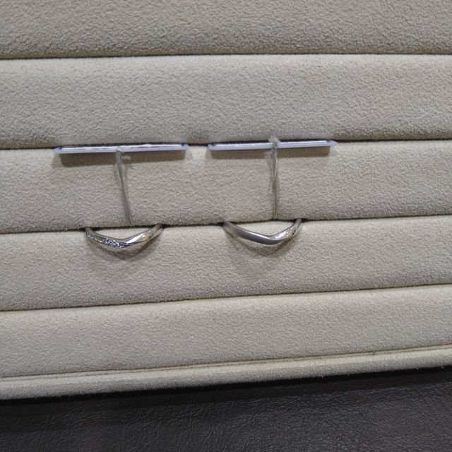 【TRECENTI(トレセンテ)の口コミ】 指輪のはめ心地がとても良く、デザインの可愛さに惹かれました。
ダイヤモ…