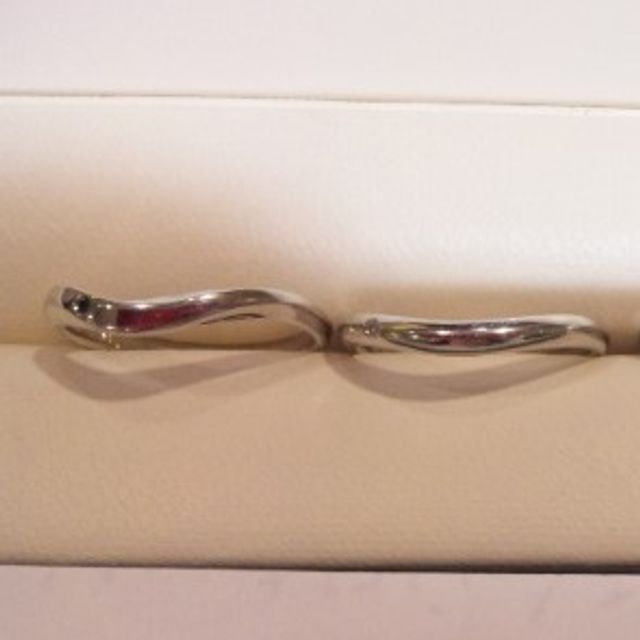 【LUCIE(ルシエ)の口コミ】 流行なども少し取り入れつつの、おしゃれでスマートなデザインのリングが…