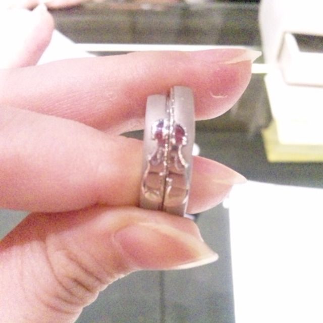 【JEWELRY  KAMATA(ジュエリーかまた)の口コミ】 一番最初に目についたのがこの楽器柄デザイン。
バイオリンを趣味でされて…