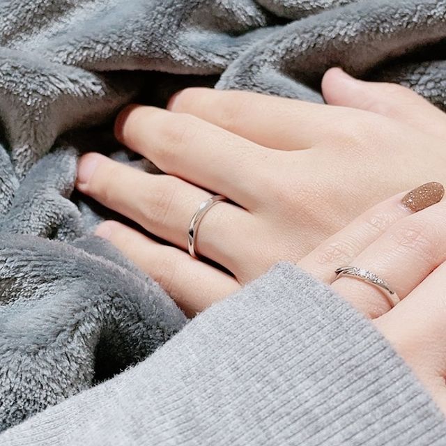 【銀座ダイヤモンドシライシの口コミ】 婚約指輪がなかったため、絶対にダイヤモンドが入っている指輪がほしくて…