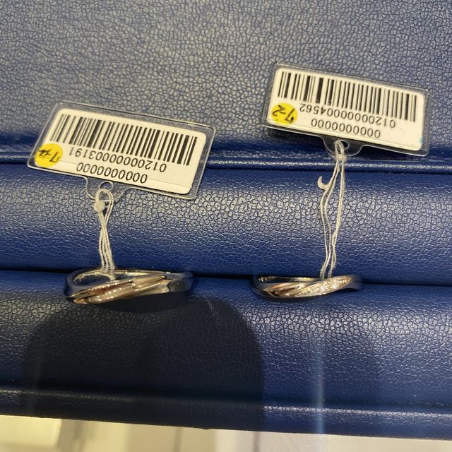 【銀座ダイヤモンドシライシの口コミ】 決め手はお店で接客してくださった店員さんの親身な接客と、国内ブランド…