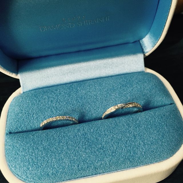 【銀座ダイヤモンドシライシの口コミ】 色々な他社の店舗に足を運びましたが、なかなかお互いが納得いくデザイン…