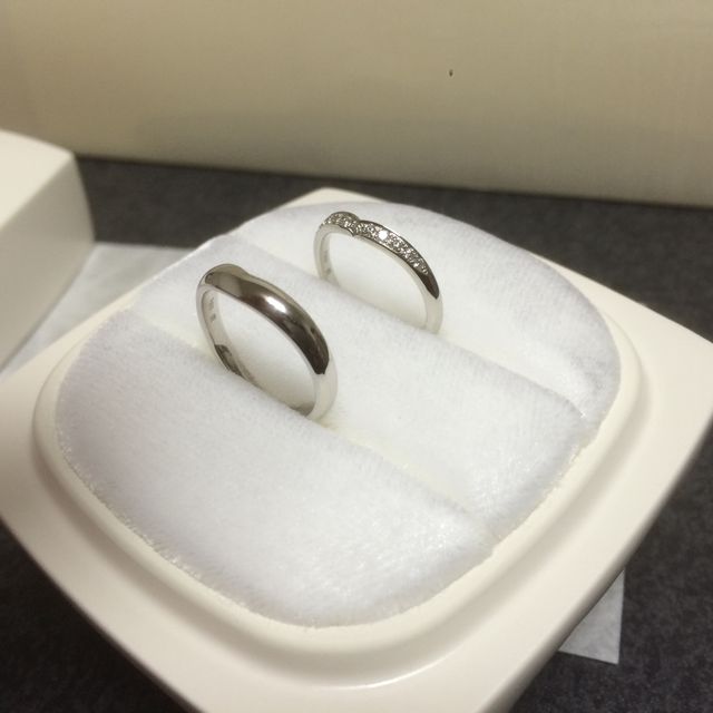 【俄(にわか)の口コミ】 ダイヤが付いているのがよかったので、色々と持ってきて下さったので付け…