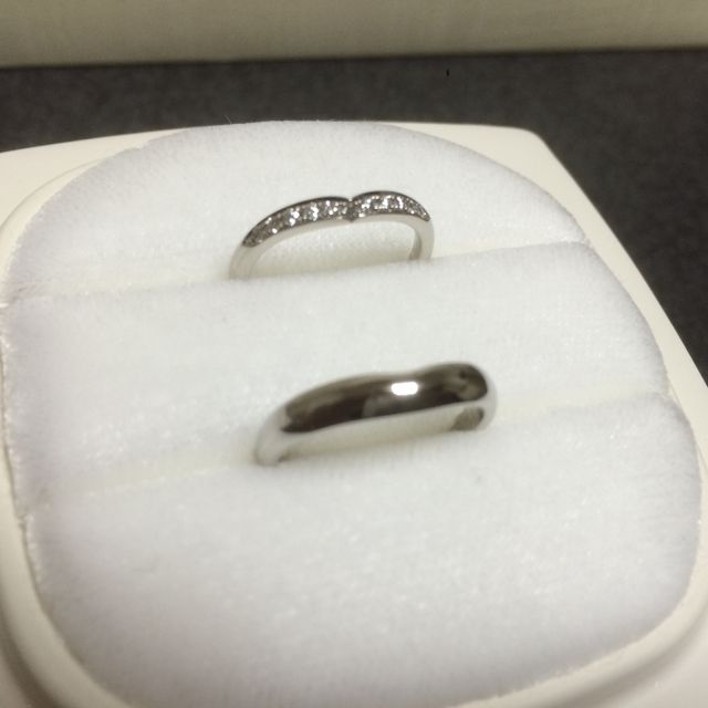 【俄(にわか)の口コミ】 ダイヤが付いているのがよかったので、色々と持ってきて下さったので付け…