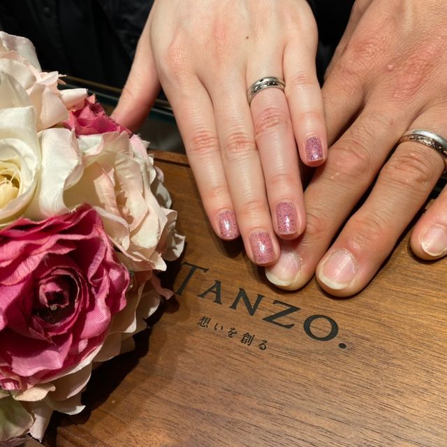【TANZO.(鍛造指輪)の口コミ】 指輪の決め手は、力仕事をしている旦那さんが指輪をしていても変形しない…