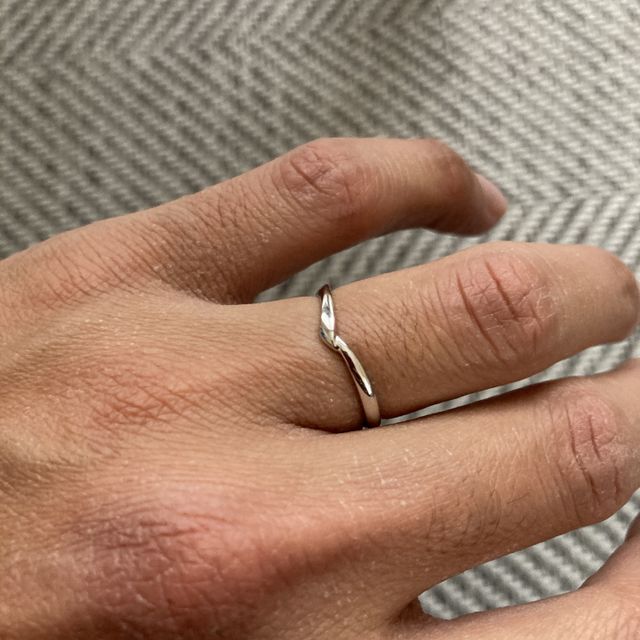 【4℃ BRIDAL(ヨンドシーブライダル)の口コミ】 結婚指輪といえば4℃といった理由から選びました。価格も安すぎず高すぎず…