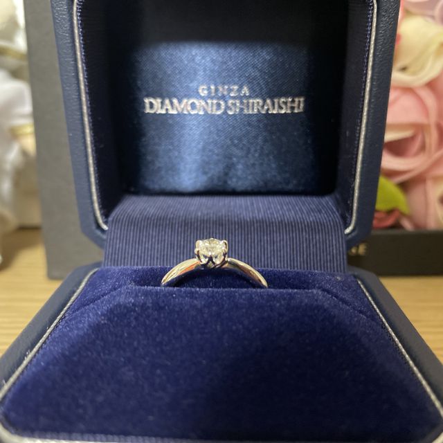 【銀座ダイヤモンドシライシの口コミ】 シンプルなデザインで検討しているなかで、石へのこだわり、アフターサポ…