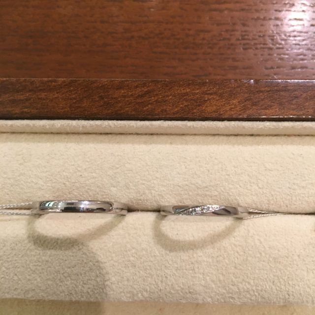 【TRECENTI(トレセンテ)の口コミ】 トレセンテさんの結婚指輪は角を丸める加工を施していて、つけ心地が非常…