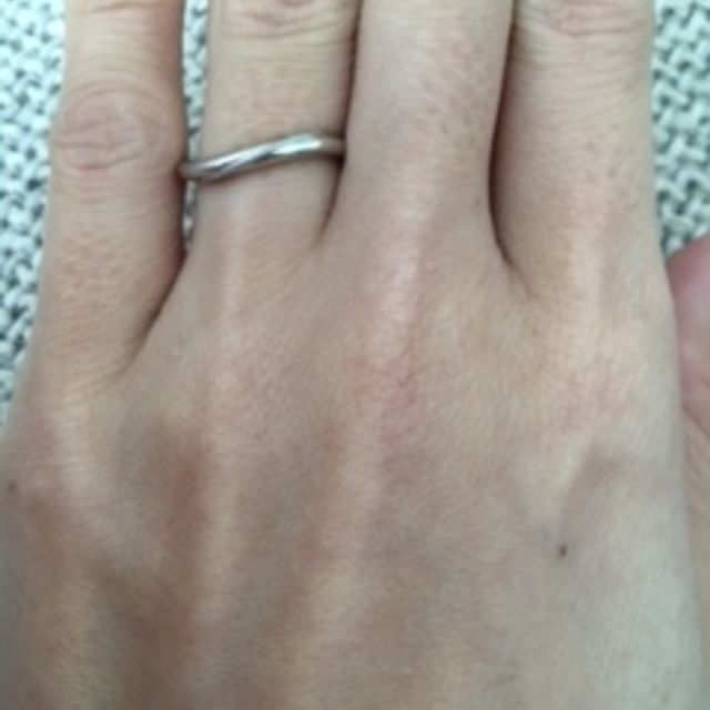 【ケイウノ ブライダル(K.UNO BRIDAL)の口コミ】 オーダーメイドで指輪を作ってもらえることが一番の決め手でした。
花嫁と…