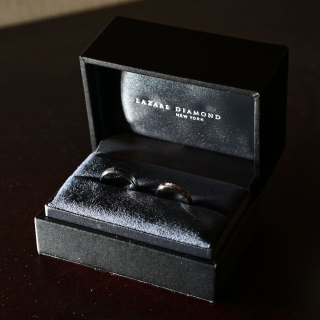 【ラザール ダイヤモンド(LAZARE DIAMOND)の口コミ】 デザインが決め手になりました。
常に着けていくことを前提に、スタッフさ…