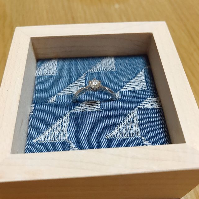 【Flowaves(フロウェーブス)の口コミ】 ネットで探していた時から素敵な指輪だなと思っていました。
実際にお店に…