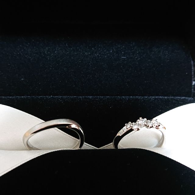 【エクセルコダイヤモンド(EXELCO DIAMOND)の口コミ】 今回の指輪の購入の決めてはパートナー側の指輪のデザイン。ただし、男性…