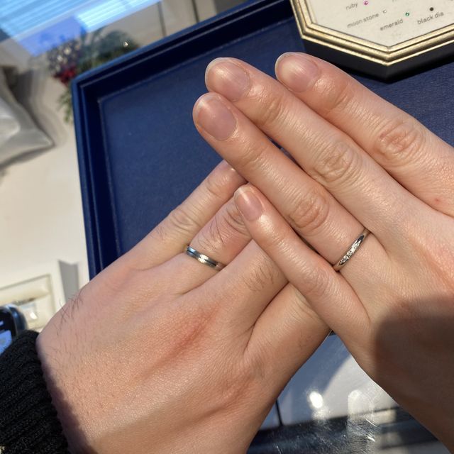 【銀座ダイヤモンドシライシの口コミ】 パンフレットで見ている時から素敵だなと思っていました。ストレート型で…