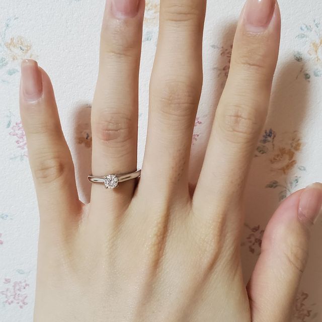 【カルティエ(Cartier)の口コミ】 カルティエで古くから受け継がれているこの品番がずっと憧れでした。シン…