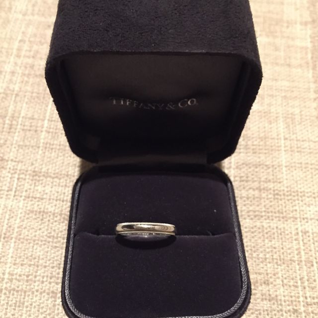 【ティファニー(Tiffany & Co.)の口コミ】 婚約指輪をティファニーにしたので一緒に使う事も考えて同じブランドのも…