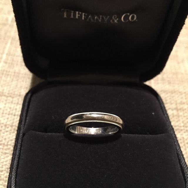 【ティファニー(Tiffany & Co.)の口コミ】 婚約指輪をティファニーにしたので一緒に使う事も考えて同じブランドのも…