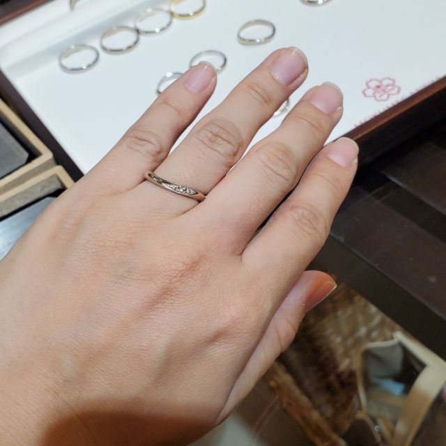 【杢目金屋(もくめがねや)の口コミ】 パッと見はわからなかったですが、よく見ると、本当に綺麗な木目のように…