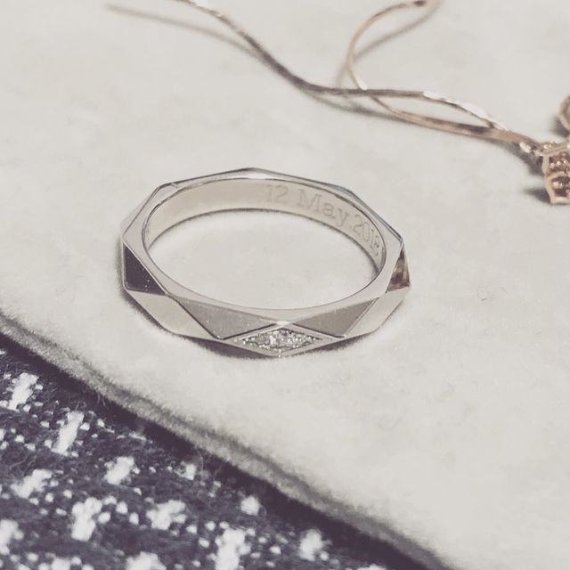 【ブシュロン(BOUCHERON)の口コミ】 プラチナで個性のあるもの、そして華奢なものを中心に探していました。指…