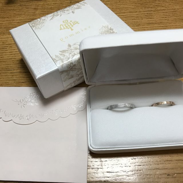 【pommier(ポミエ)の口コミ】 ポミエさんの金糸銀糸リングを選ばせていただきました。指輪の王道な感じ(…