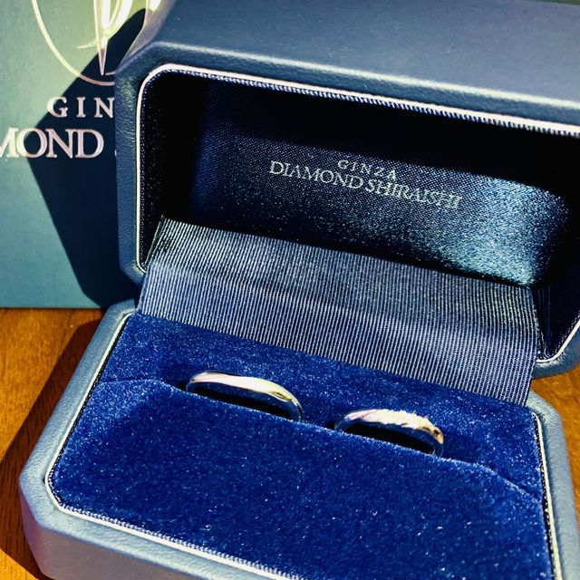 【銀座ダイヤモンドシライシの口コミ】 ウェーブタイプのものを探しており、デザインがとても気に入りました。仕…