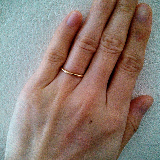 【mina.jewelry(ミナジュエリー)の口コミ】 結婚指輪らしくないデザインの指輪が他のブランドではなかったため、こち…